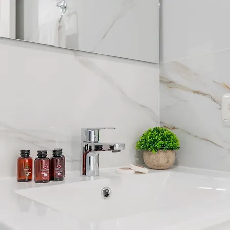 Apartamento Banus Luminoso Con Vistas Al Mar