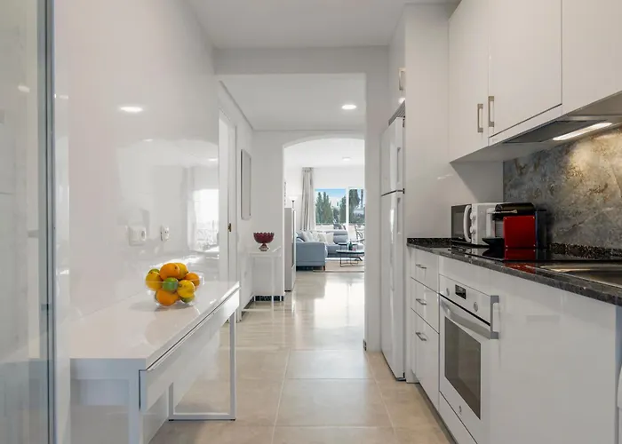 公寓 Banus Luminoso Con Vistas Al Mar *